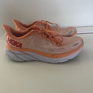 Hoka Clifton 8